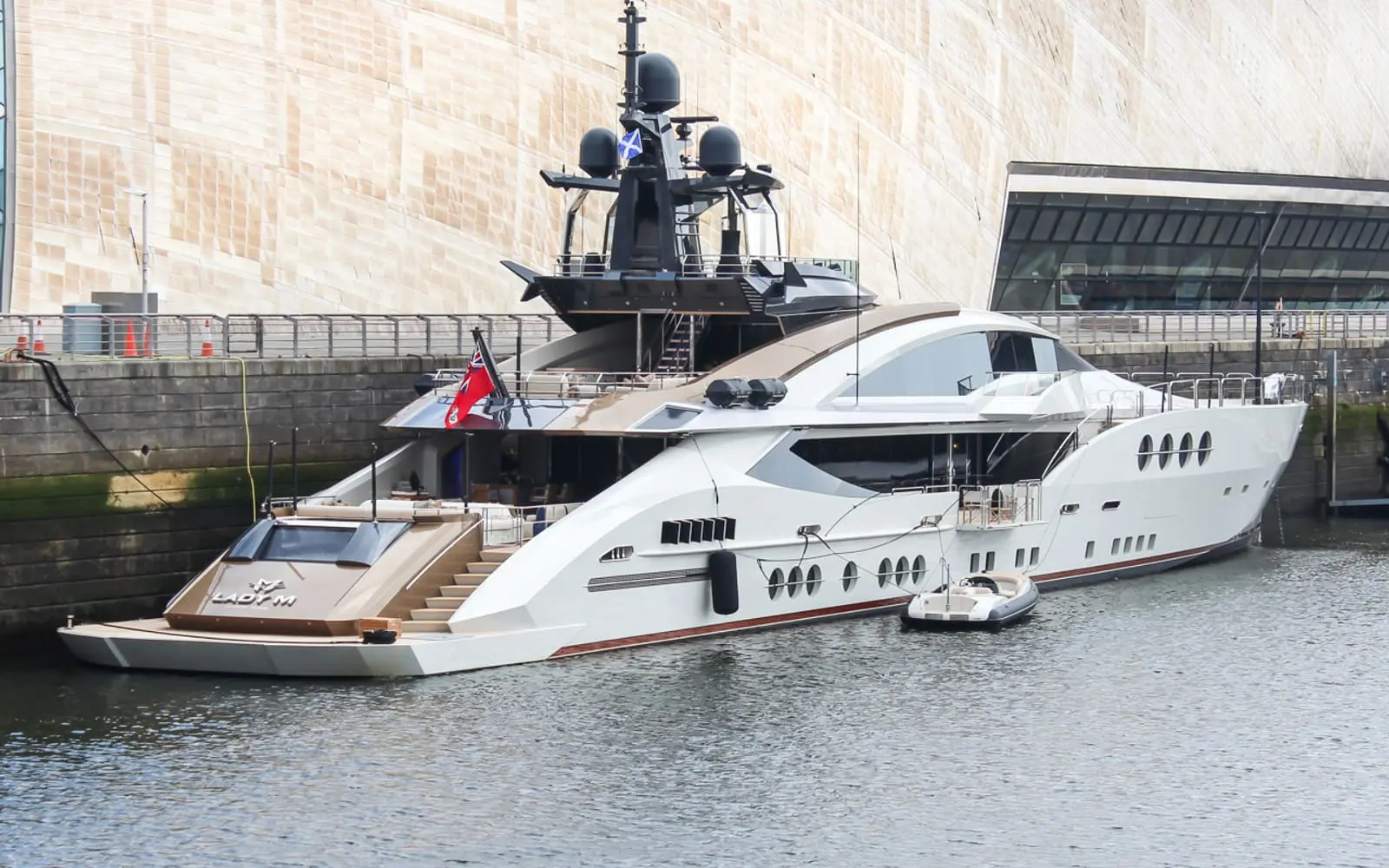 Fairline Squadron 68 — 2010 Fairline Squadron 68 for sale