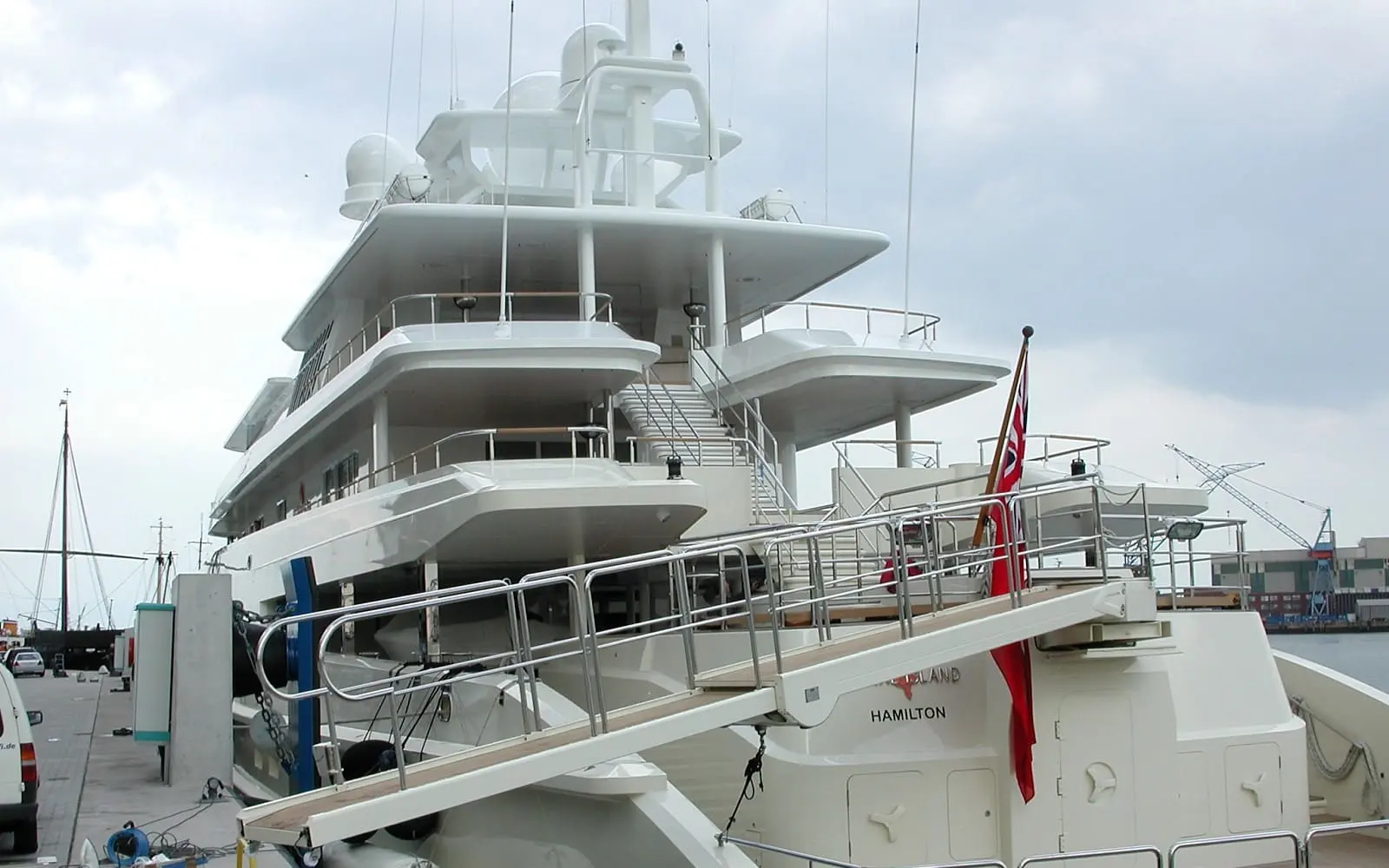 Feadship 44m Halcyon exterior view 9
